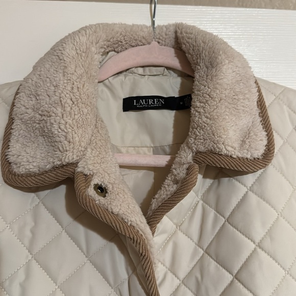 Ralph Lauren Faux Sherpa quilted coat from Macys size medium - Picture 4 of 7